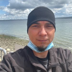 Meet your Posher, Benny